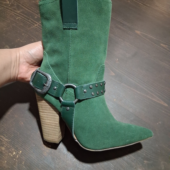 Dingo Green Suede Heeled Boots - Picture 5 of 12